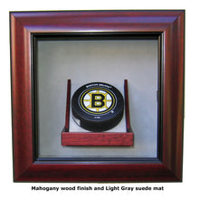 Load image into Gallery viewer, 1 Hockey Puck Display Case